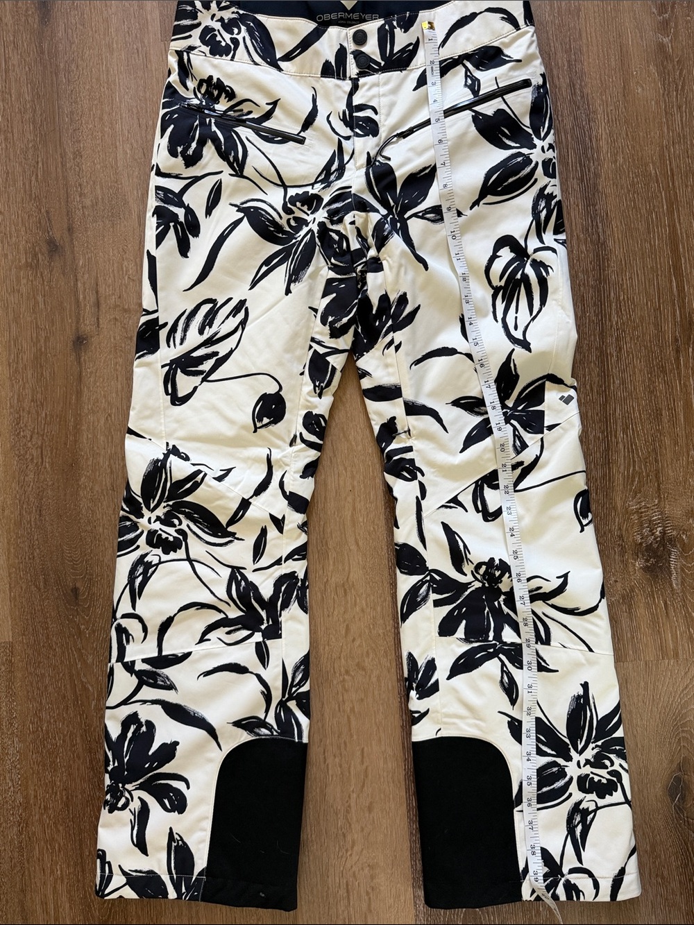Obermeyer White Ski Pants with Black Floral Print | Size 8 - Picture 6 of 14